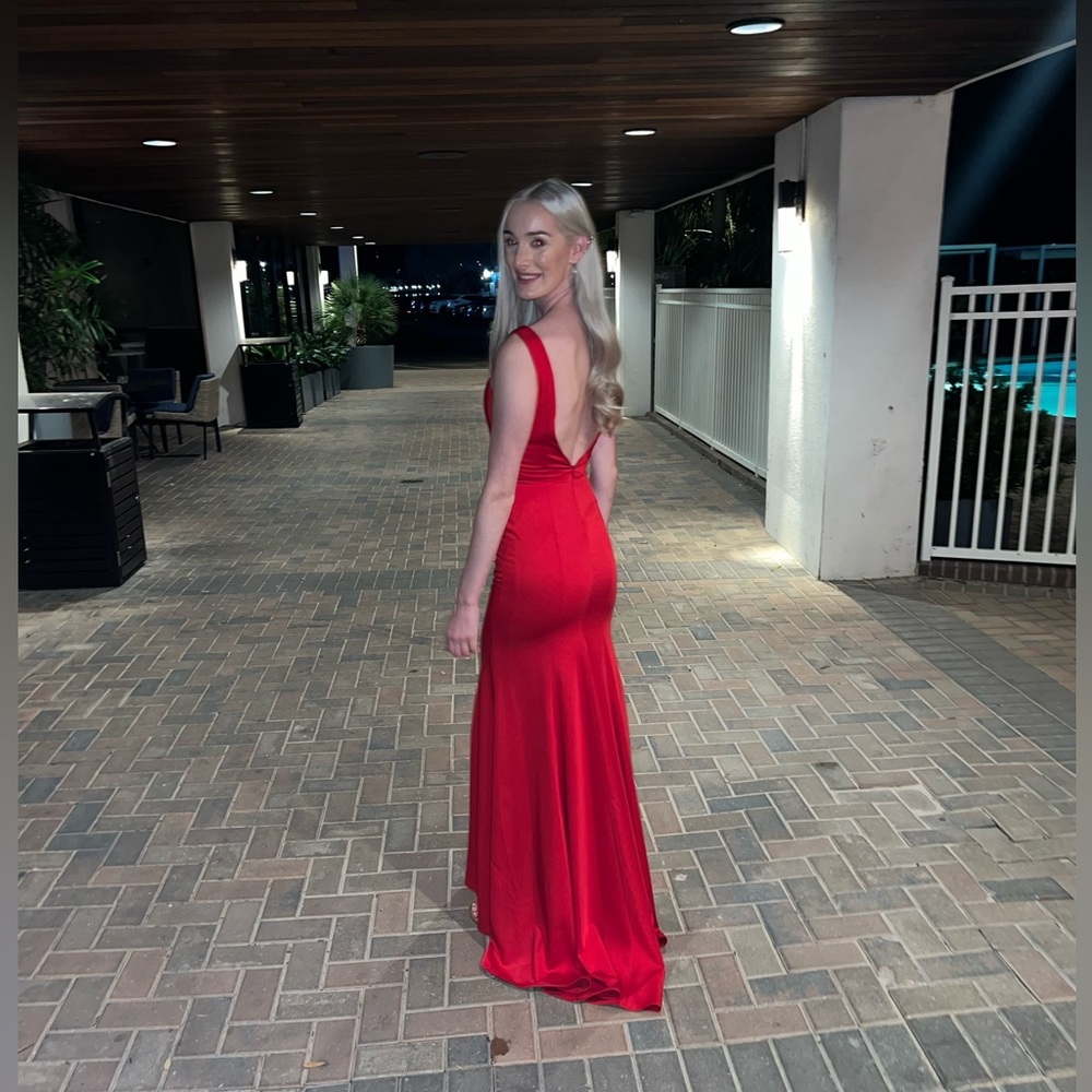 Red jovani prom dress